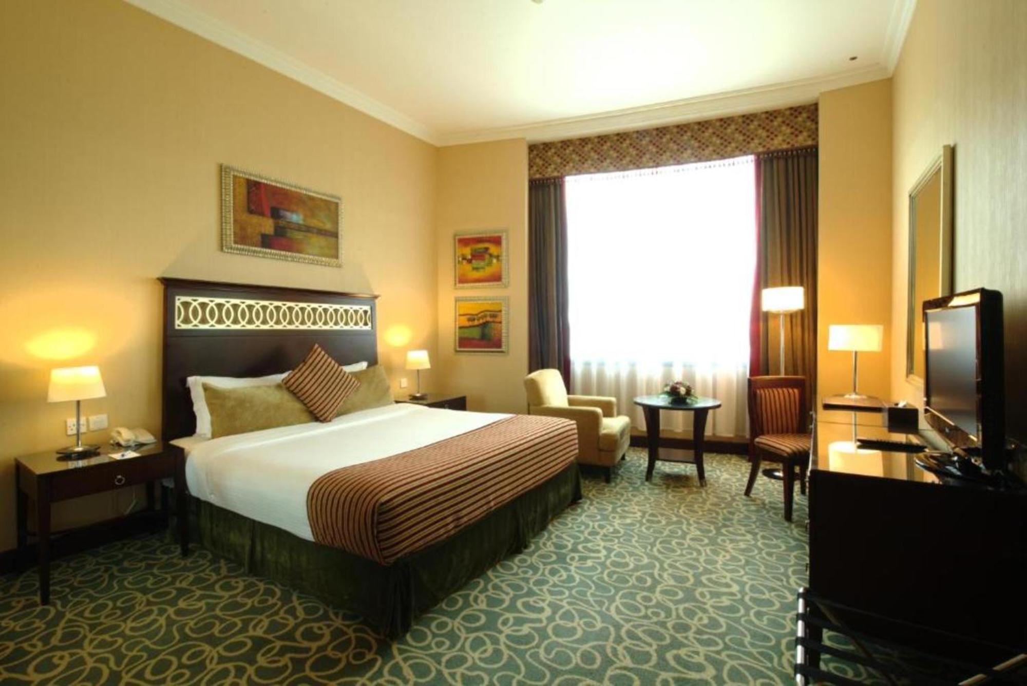 Dancenter Luxe Corniche Hotel Formerly Concorde Hotel Fujairah Exterior photo