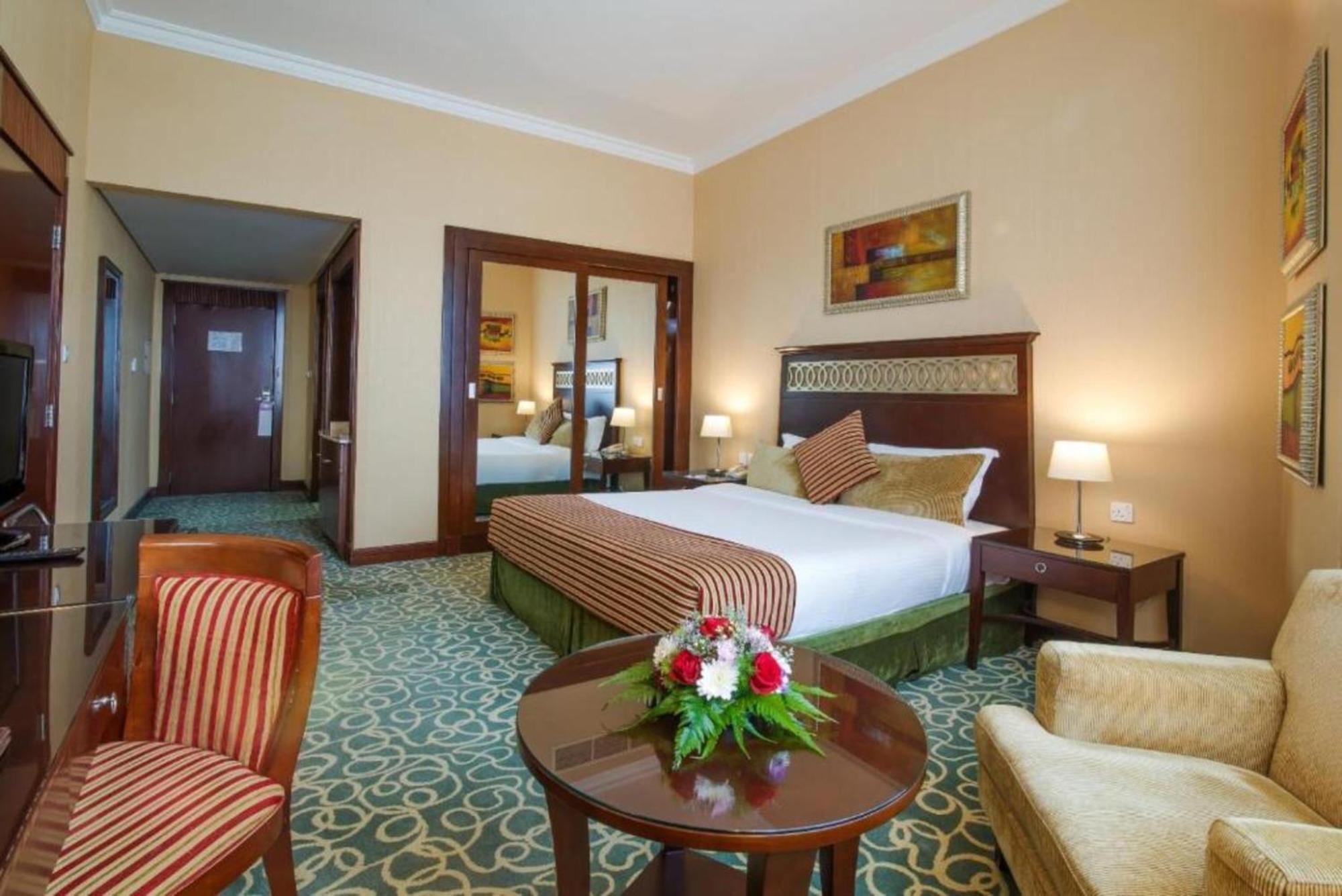 Dancenter Luxe Corniche Hotel Formerly Concorde Hotel Fujairah Exterior photo