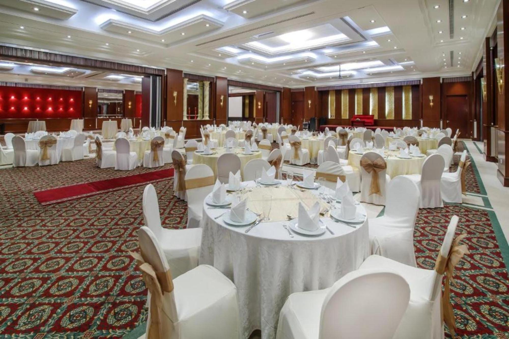 Dancenter Luxe Corniche Hotel Formerly Concorde Hotel Fujairah Exterior photo