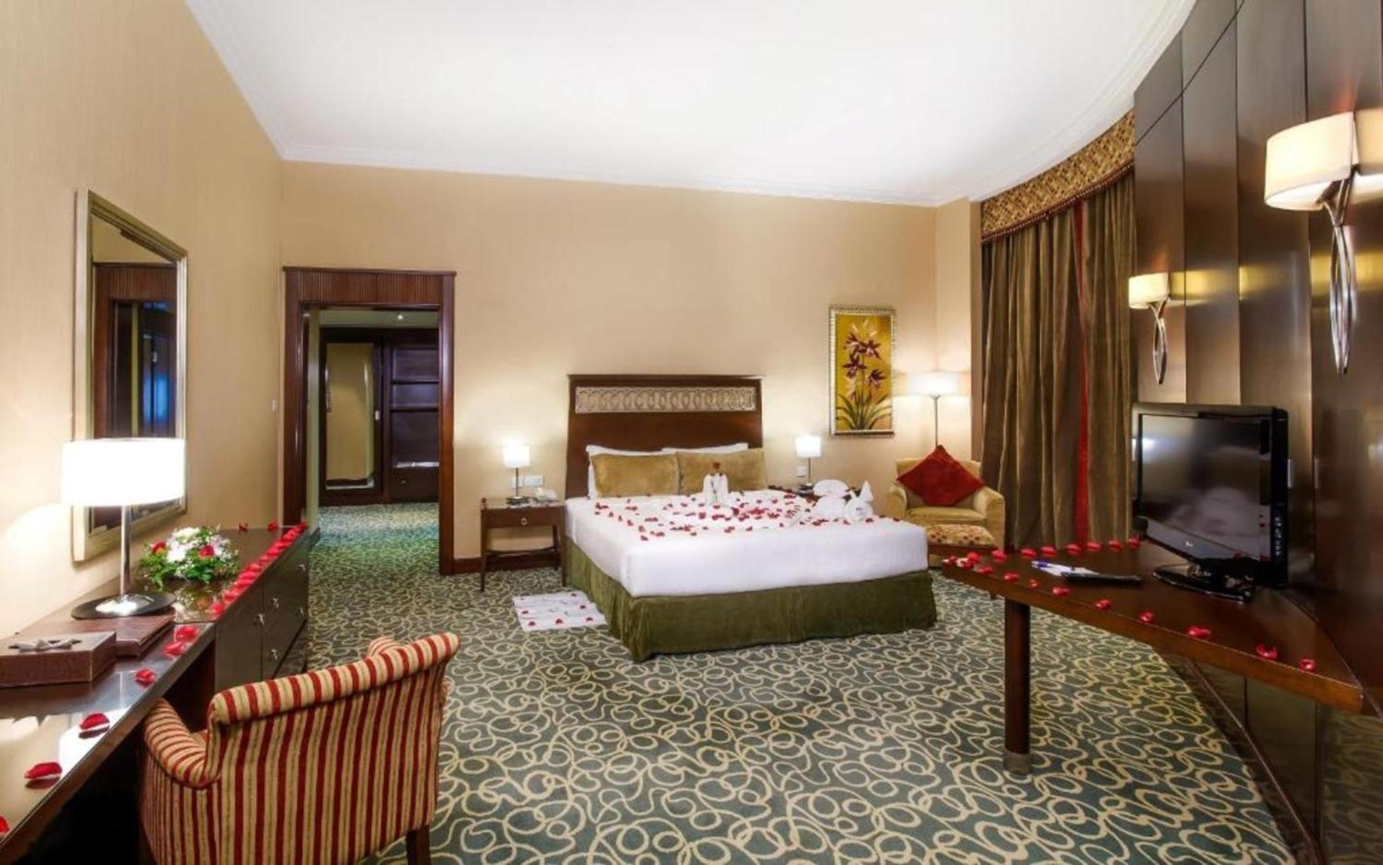 Dancenter Luxe Corniche Hotel Formerly Concorde Hotel Fujairah Exterior photo