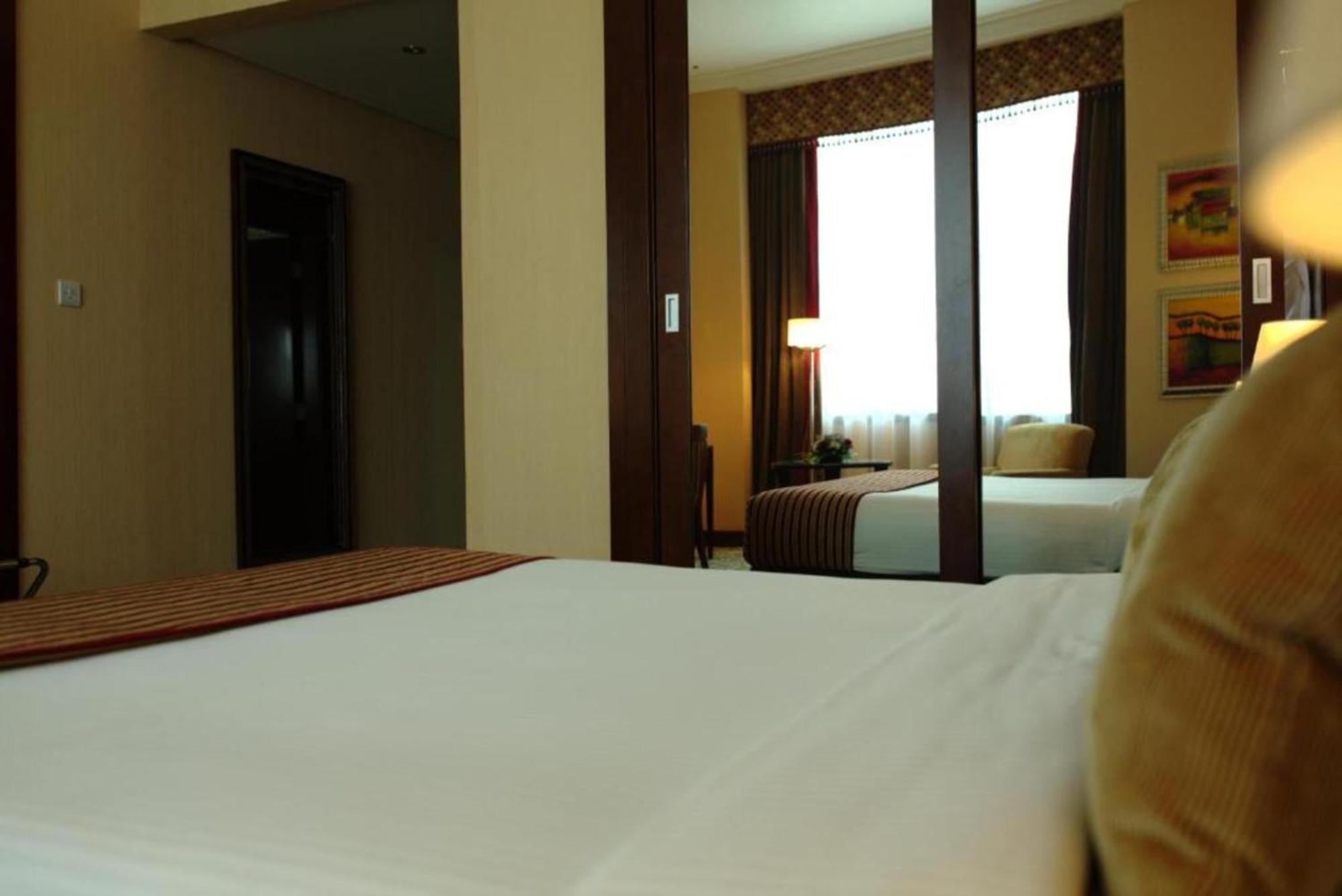 Dancenter Luxe Corniche Hotel Formerly Concorde Hotel Fujairah Exterior photo